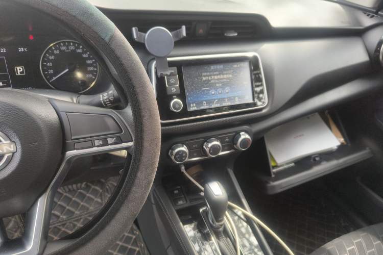 Used Nissan Kicks 2023 Jingqing Edition 1.5L Combining "Power" with a Stylish Touch Audio And AC Panel
