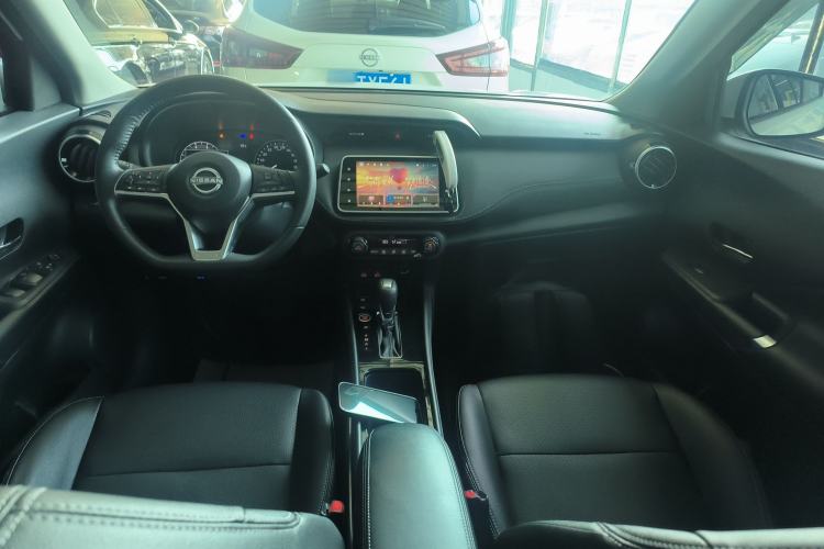 Used Nissan Kicks 2023 Jingqing Edition 1.5L Unleash Pure "Jing" – The Luxurious Version Center Console