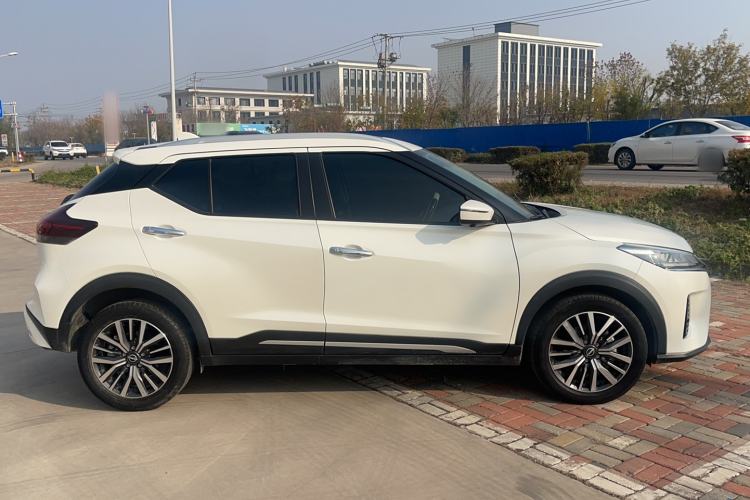 Used Nissan Kicks 2023 Jingqing Edition 1.5L Unleash Pure "Jing" – The Luxurious Version Exterior 2