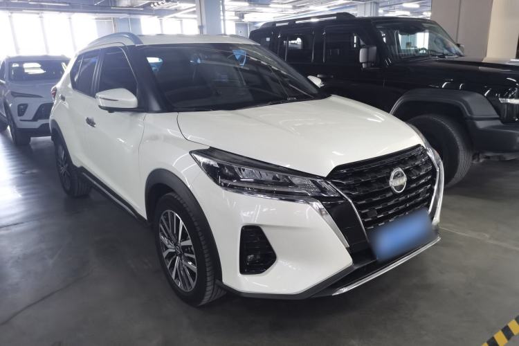 Used Nissan Kicks 2023 Jingqing Edition 1.5L Unleash Pure "Jing" – The Luxurious Version Front Right 45 Deg
