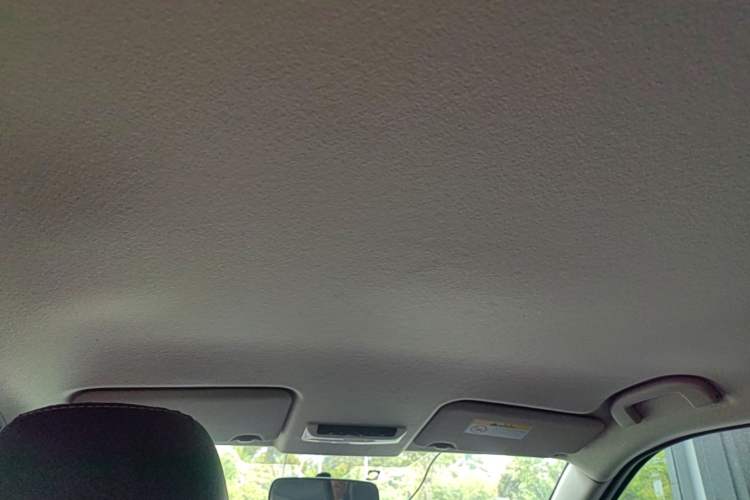 Used Nissan Kicks 2023 Jingqing Edition 1.5L Combining "Power" with a Stylish Touch Headliner