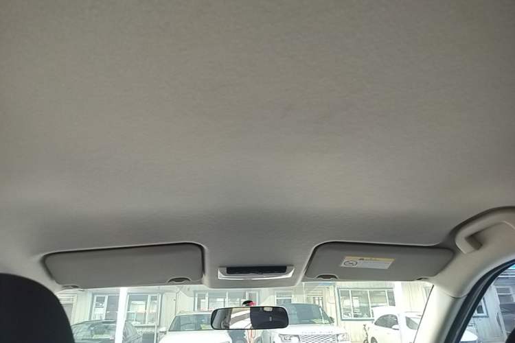 Used Nissan Kicks 2023 Jingqing Edition 1.5L Combining "Power" with a Stylish Touch Headliner