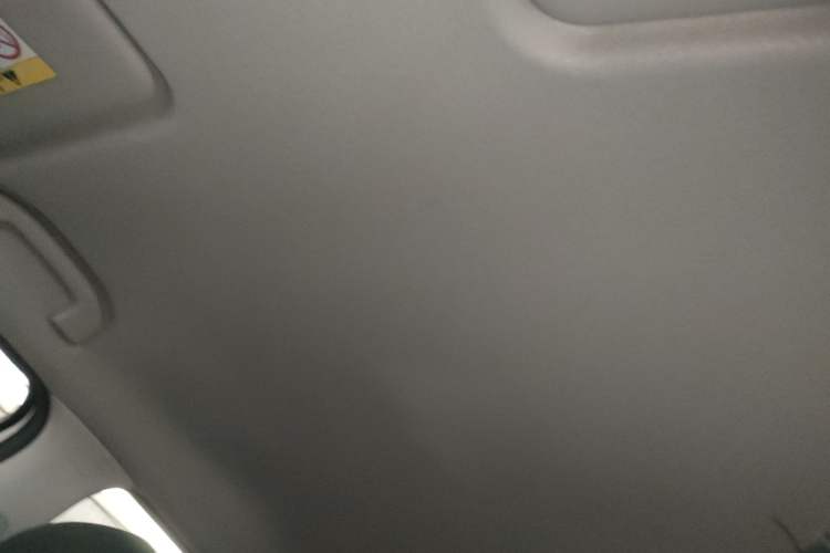 Used Nissan Kicks 2023 Jingqing Edition 1.5L Combining "Power" with a Stylish Touch Headliner