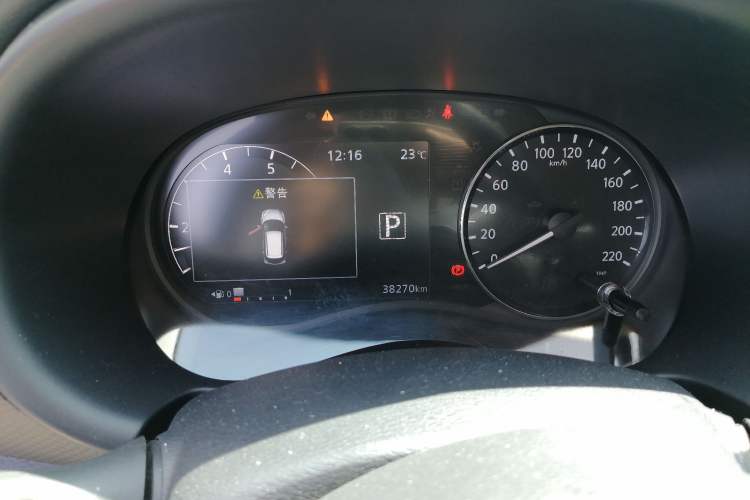 Used Nissan Kicks 2023 Jingqing Edition 1.5L Combining "Power" with a Stylish Touch Instrument Cluster