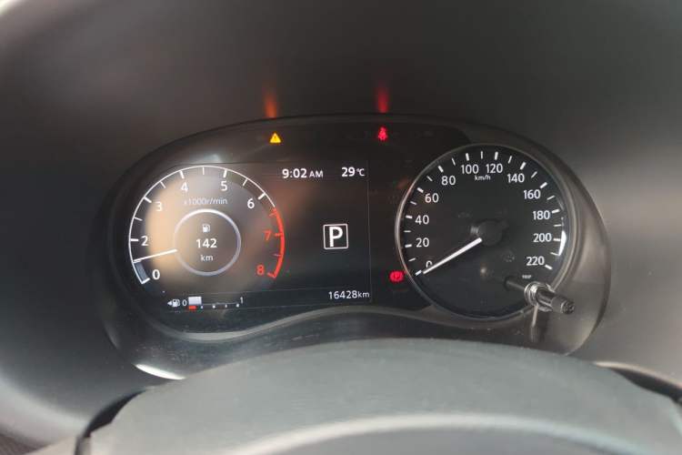 Used Nissan Kicks 2023 Jingqing Edition 1.5L Combining "Power" with a Stylish Touch Instrument Cluster