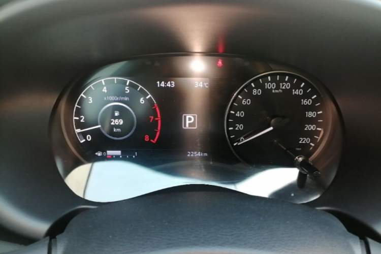 Used Nissan Kicks 2023 Jingqing Edition 1.5L Combining "Power" with a Stylish Touch Instrument Cluster
