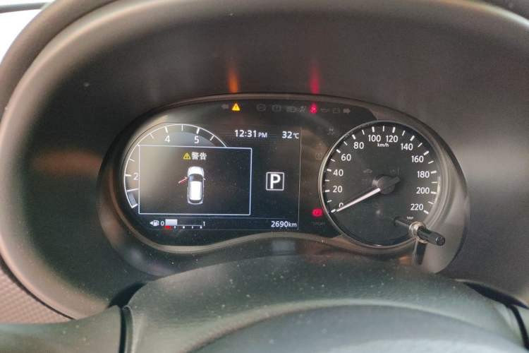 Used Nissan Kicks 2023 Jingqing Edition 1.5L Combining "Power" with a Stylish Touch Instrument Cluster
