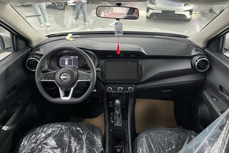 Used Nissan Kicks 2023 Jingqing Edition 1.5L Combining "Power" with a Stylish Touch Interior 1