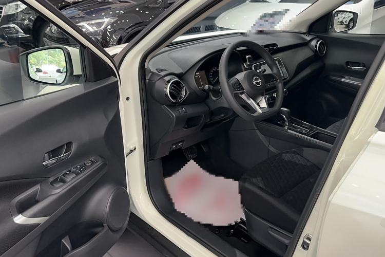 Used Nissan Kicks 2023 Jingqing Edition 1.5L Combining "Power" with a Stylish Touch Interior 1