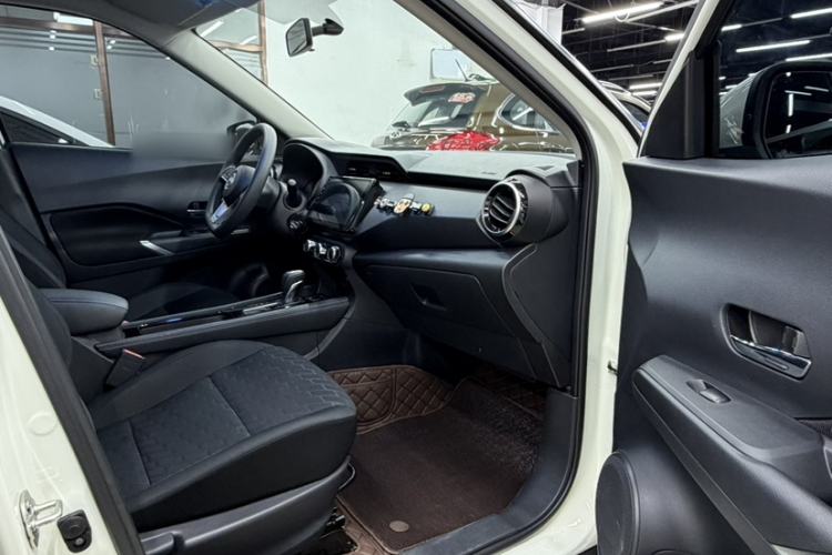 Used Nissan Kicks 2023 Jingqing Edition 1.5L Combining "Power" with a Stylish Touch Interior 10