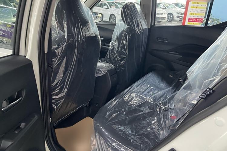 Used Nissan Kicks 2023 Jingqing Edition 1.5L Combining "Power" with a Stylish Touch Interior 3