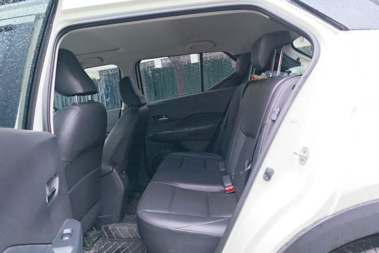 Used Nissan Kicks 2023 Jingqing Edition 1.5L Unleash Pure "Jing" – The Luxurious Version Interior 4