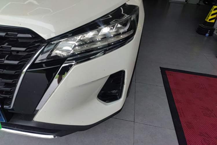 Used Nissan Kicks 2023 Jingqing Edition 1.5L Combining "Power" with a Stylish Touch Left Front Headlight