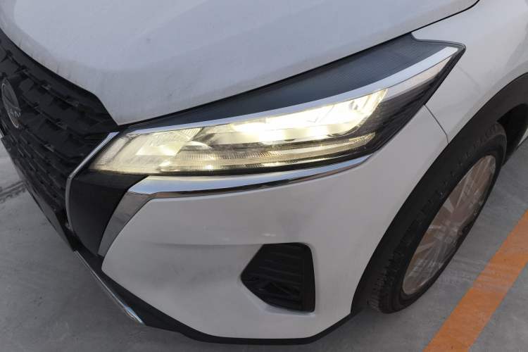 Used Nissan Kicks 2023 Jingqing Edition 1.5L Combining "Power" with a Stylish Touch Left Front Headlight