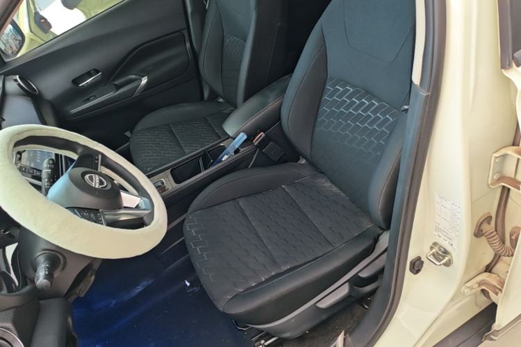 Used Nissan Kicks 2023 Jingqing Edition 1.5L Combining "Power" with a Stylish Touch Left Front Seat