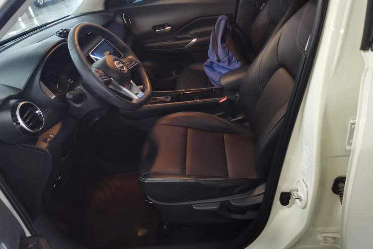 Used Nissan Kicks 2023 Jingqing Edition 1.5L Unleash Pure "Jing" – The Luxurious Version Left Front Seat