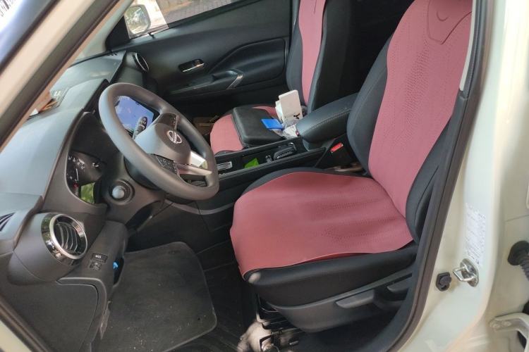 Used Nissan Kicks 2023 Jingqing Edition 1.5L Combining "Power" with a Stylish Touch Left Front Seat