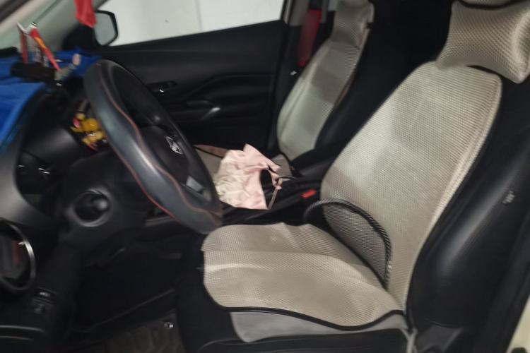 Used Nissan Kicks 2023 Jingqing Edition 1.5L Combining "Power" with a Stylish Touch Left Front Seat