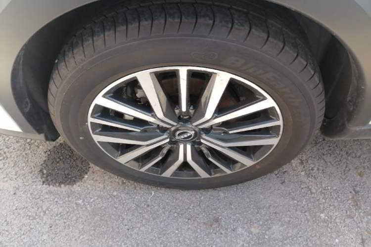 Used Nissan Kicks 2023 Jingqing Edition 1.5L Combining "Power" with a Stylish Touch Left Front Wheel Hub
