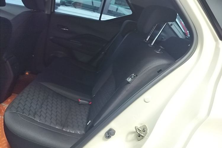 Used Nissan Kicks 2023 Jingqing Edition 1.5L Combining "Power" with a Stylish Touch Left Rear Seat