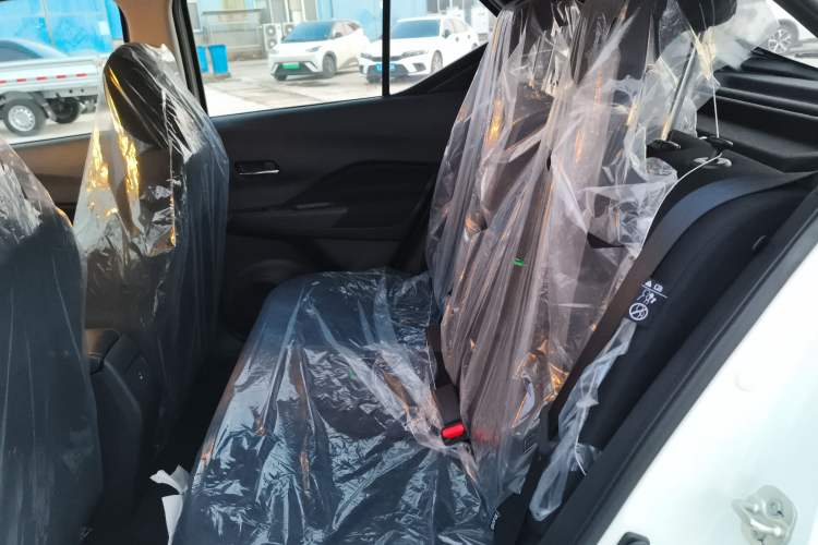 Used Nissan Kicks 2023 Jingqing Edition 1.5L Combining "Power" with a Stylish Touch Left Rear Seat