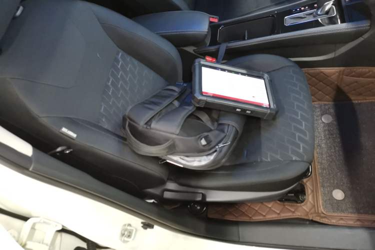 Used Nissan Kicks 2023 Jingqing Edition 1.5L Combining "Power" with a Stylish Touch Right Front Seat
