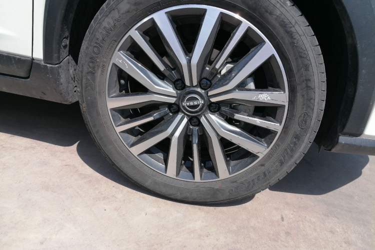 Used Nissan Kicks 2023 Jingqing Edition 1.5L Combining "Power" with a Stylish Touch Right Front Wheel Hub