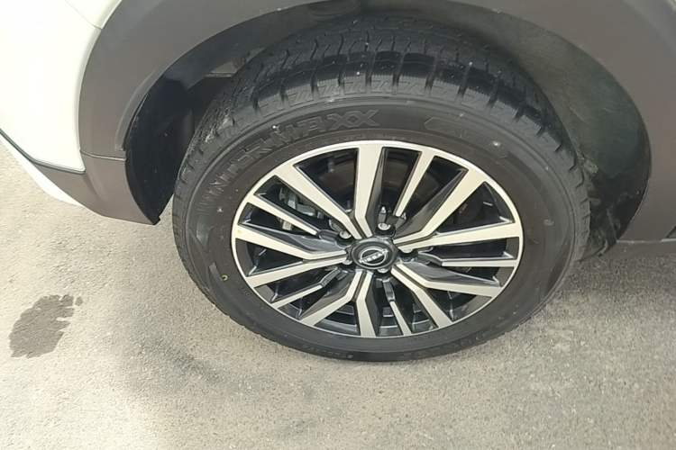 Used Nissan Kicks 2023 Jingqing Edition 1.5L Combining "Power" with a Stylish Touch Right Rear Wheel Hub