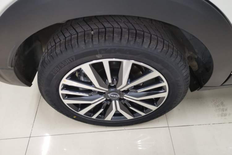 Used Nissan Kicks 2023 Jingqing Edition 1.5L Combining "Power" with a Stylish Touch Right Rear Wheel Hub