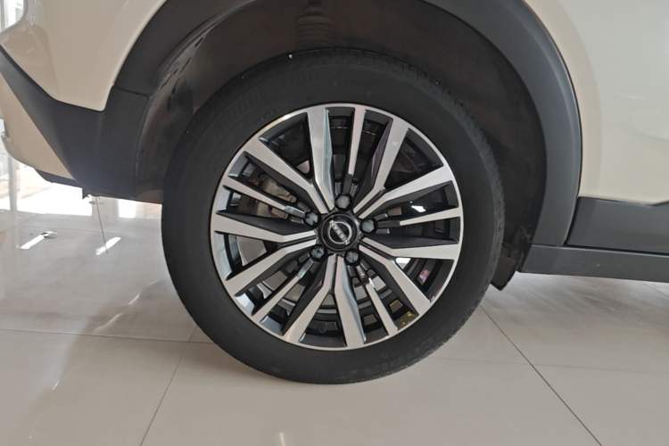 Used Nissan Kicks 2023 Jingqing Edition 1.5L Combining "Power" with a Stylish Touch Right Rear Wheel Hub