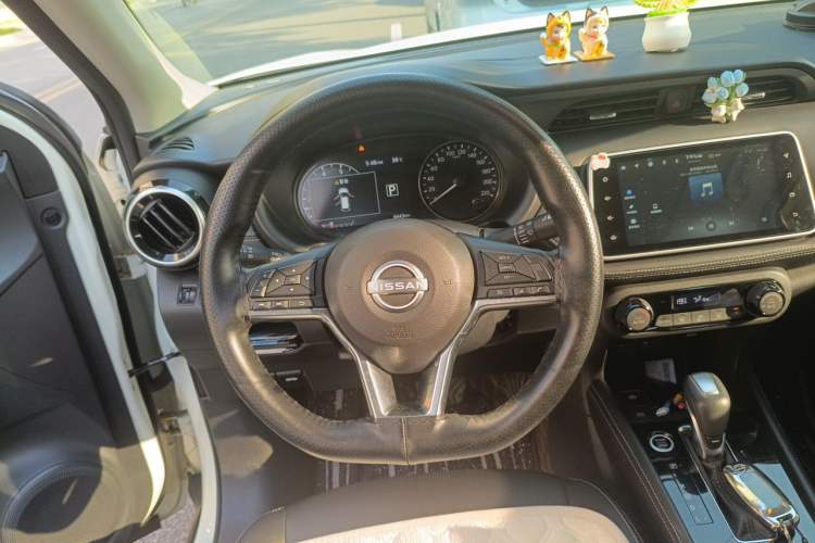 Used Nissan Kicks 2023 Jingqing Edition 1.5L Unleash Pure "Jing" – The Luxurious Version Steering Wheel