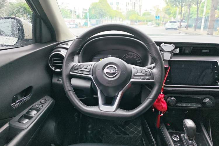 Used Nissan Kicks 2023 Jingqing Edition 1.5L Unleash Pure "Jing" – The Luxurious Version Steering Wheel