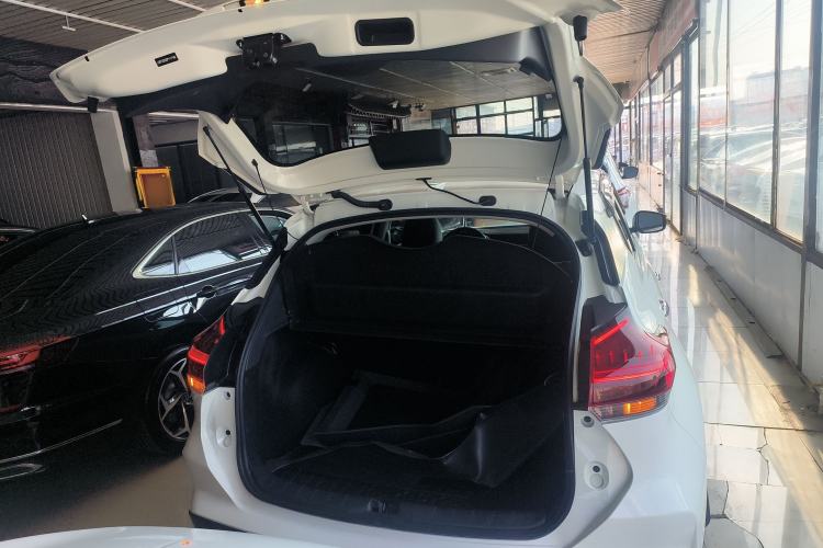 Used Nissan Kicks 2023 Jingqing Edition 1.5L Unleash Pure "Jing" – The Luxurious Version Trunk