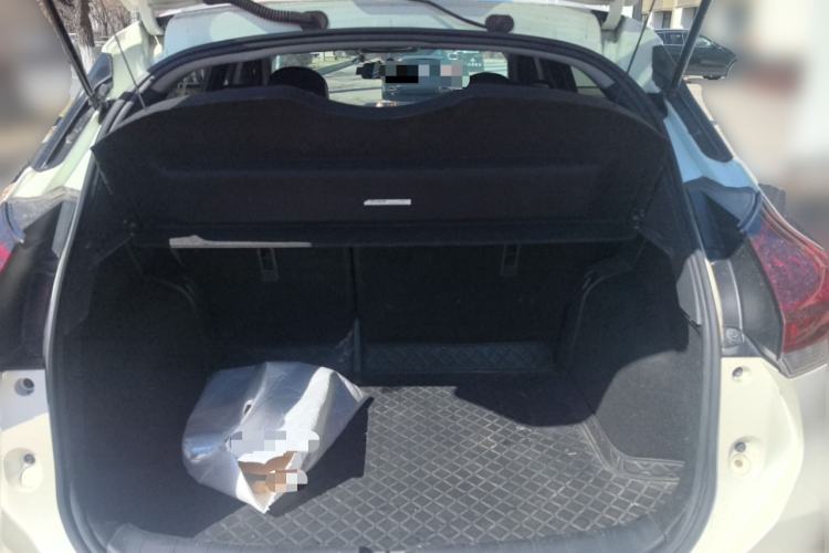 Used Nissan Kicks 2023 Jingqing Edition 1.5L Combining "Power" with a Stylish Touch Trunk