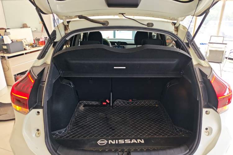 Used Nissan Kicks 2023 Jingqing Edition 1.5L Combining "Power" with a Stylish Touch Trunk