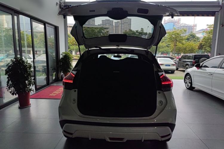 Used Nissan Kicks 2023 Jingqing Edition 1.5L Combining "Power" with a Stylish Touch Trunk