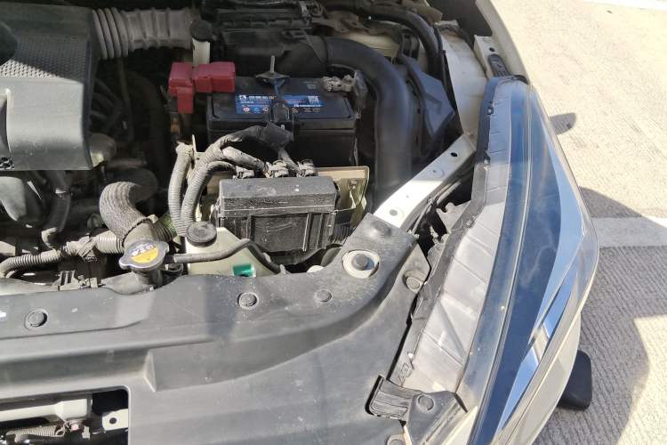 Used Nissan Lannia 2020 1.6L CVT Smart Connect Smart Cool Edition Engine Bay Left
