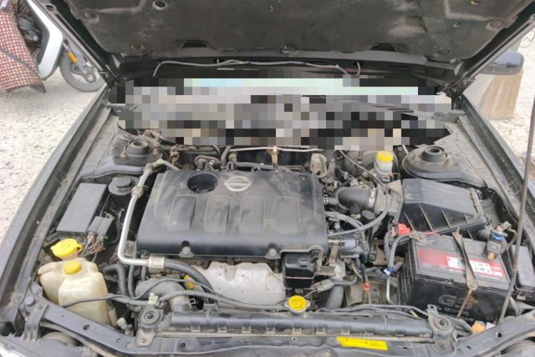Used Nissan Lannia 2004 Zhizun 2.0L Automatic Comfort Model Engine Bay