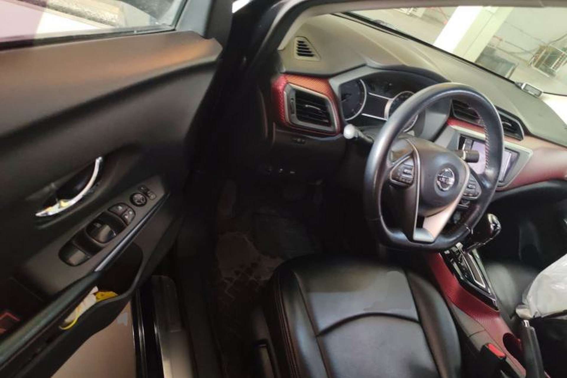 Used Nissan Lannia 2016 1.6L CVT Smart Cool Edition Driver Seat