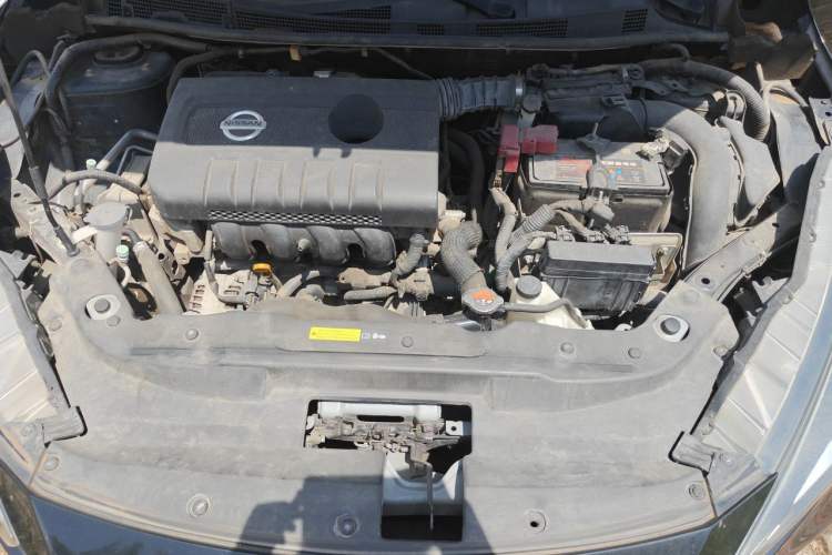Used Nissan Lannia 2016 1.6L CVT Cool Edition Engine Bay