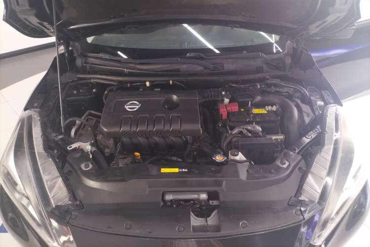 Used Nissan Lannia 2016 1.6L CVT Cool Edition Engine Bay