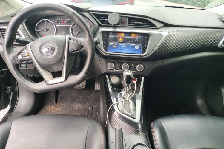 Used Nissan Lannia 2016 1.6L CVT Smart Cool Edition Interior 2