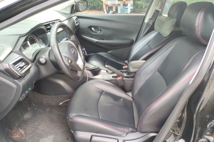 Used Nissan Lannia 2016 1.6L CVT Smart Cool Edition Left Front Seat