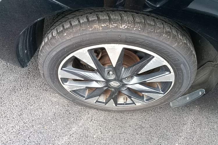 Used Nissan Lannia 2016 1.6L CVT Smart Cool Edition Right Rear Wheel Hub