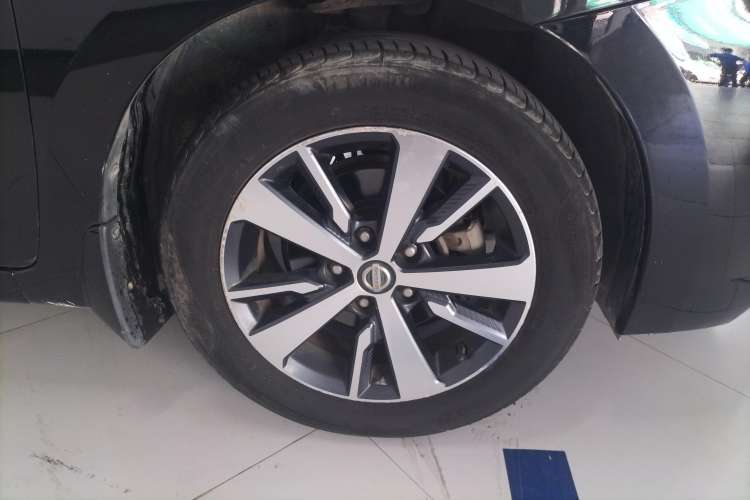 Used Nissan Lannia 2016 1.6L CVT Cool Edition Right Rear Wheel Hub