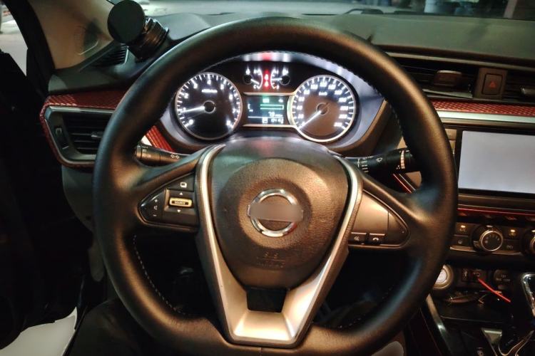 Used Nissan Lannia 2016 1.6L CVT Smart Cool Edition Steering Wheel