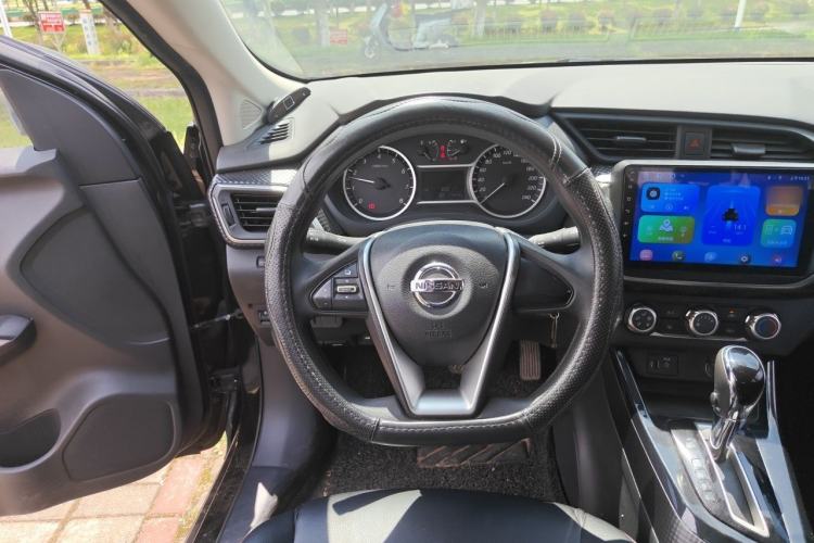 Used Nissan Lannia 2016 1.6L CVT Cool Edition Steering Wheel