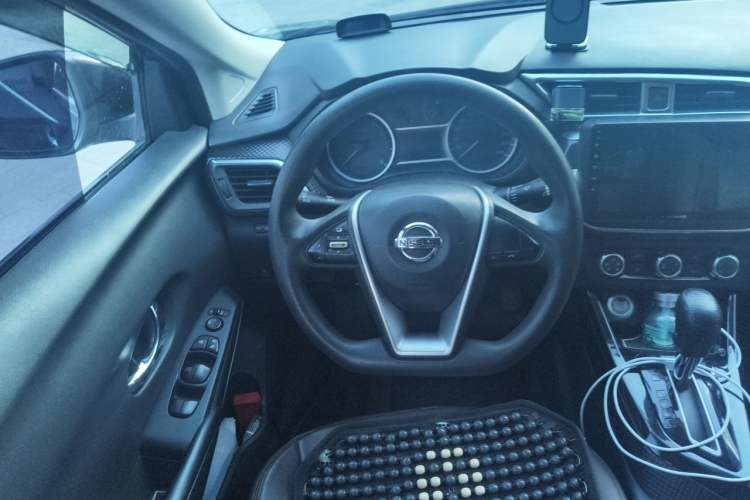 Used Nissan Lannia 2016 1.6L CVT Smart Cool Edition Steering Wheel