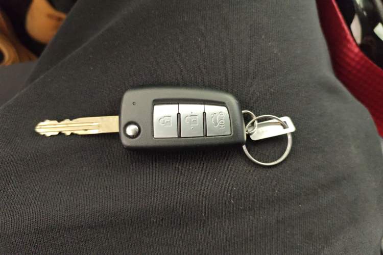 Used Nissan Lannia 2016 1.6L Manual Cool Edition Vehicle Key