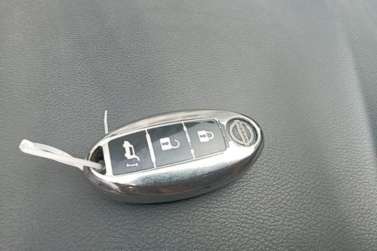 Used Nissan Lannia 2016 1.6L CVT Smart Cool Edition Vehicle Key